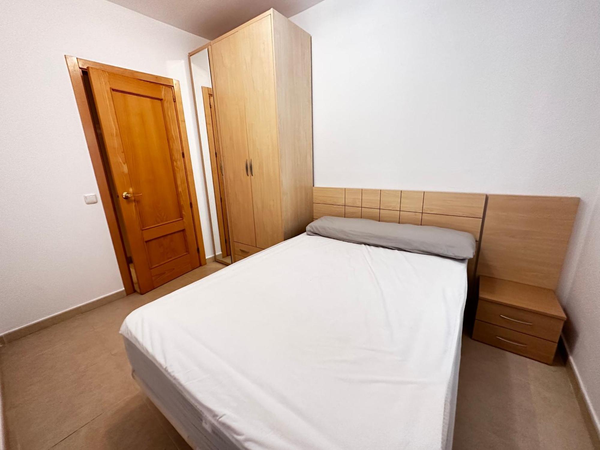 Luxurious Spacious Three Bedroom Apartment On Beachfront อัลเมริมาร์ ภายนอก รูปภาพ